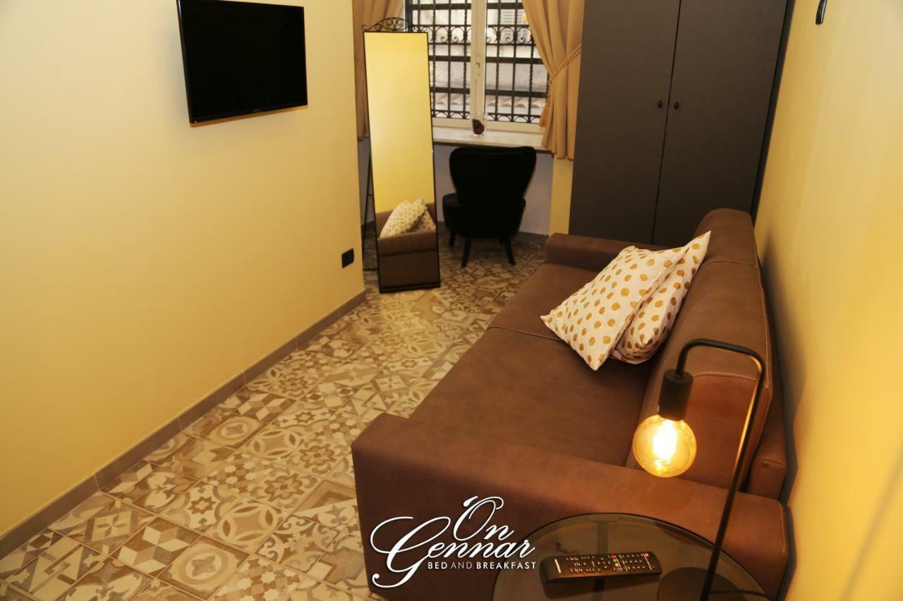 Bed and Breakfast On Gennar Napoli Esterno foto
