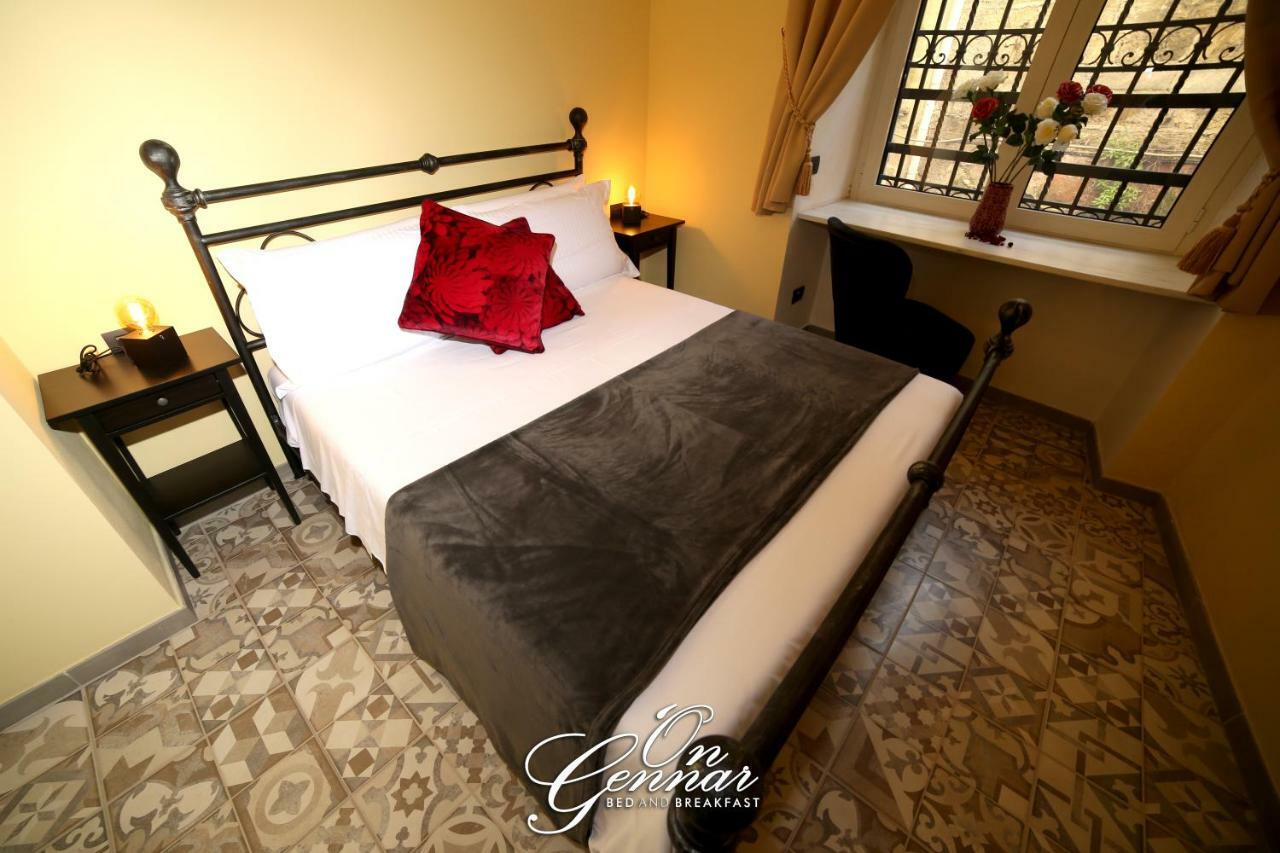 Bed and Breakfast On Gennar Napoli Esterno foto